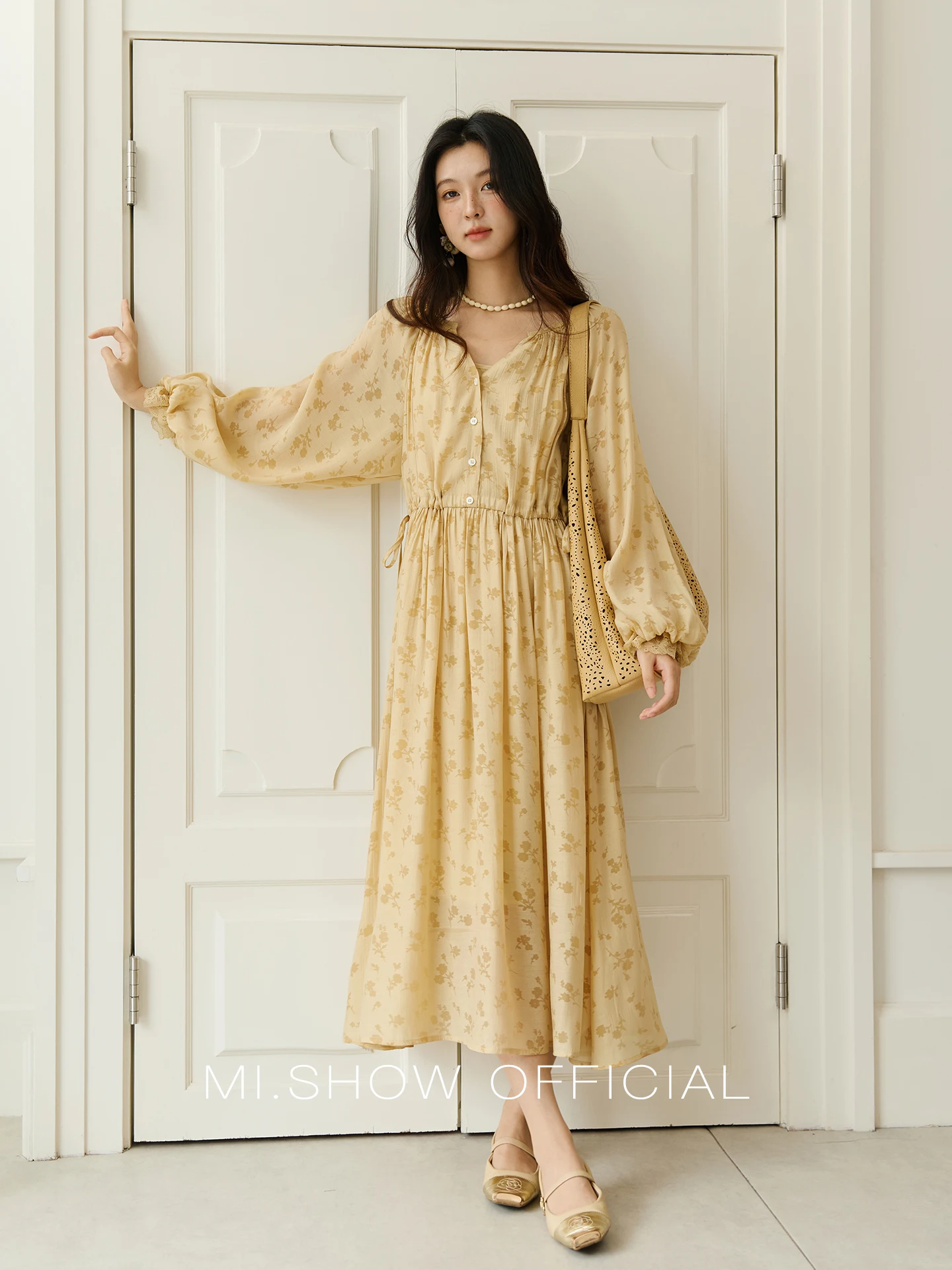 春の新作ファッション 花柄プリント シフォンドレス レディース Vネック ランタン袖 ウエストシェイプ スリム ロングドレス 通勤ドレス