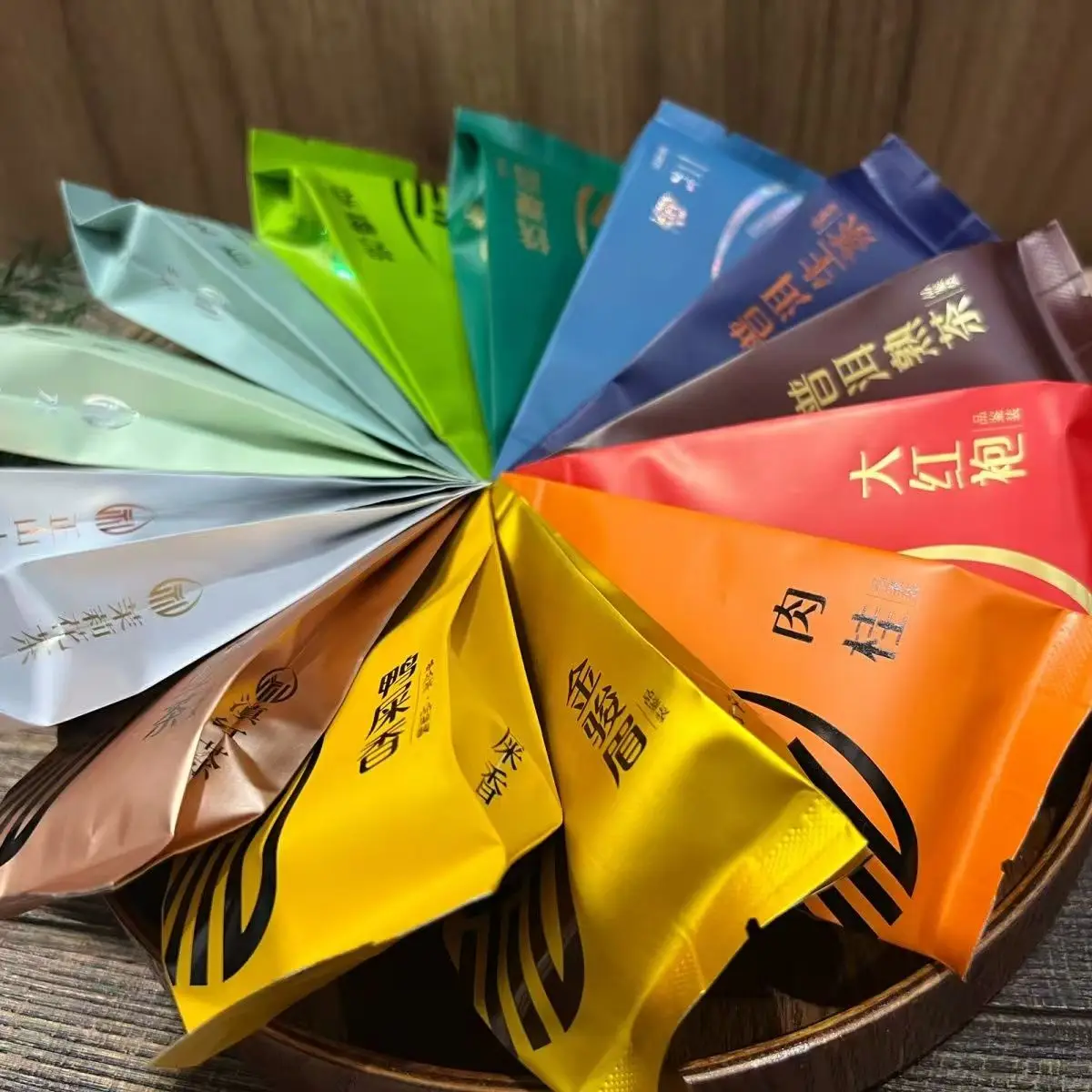 16pcs Various Famous Tea Set Colorful Bag Blacktea Green Oolong Jasmine Flower Aluminum Foil Bag Customizable Word Packaging Bag