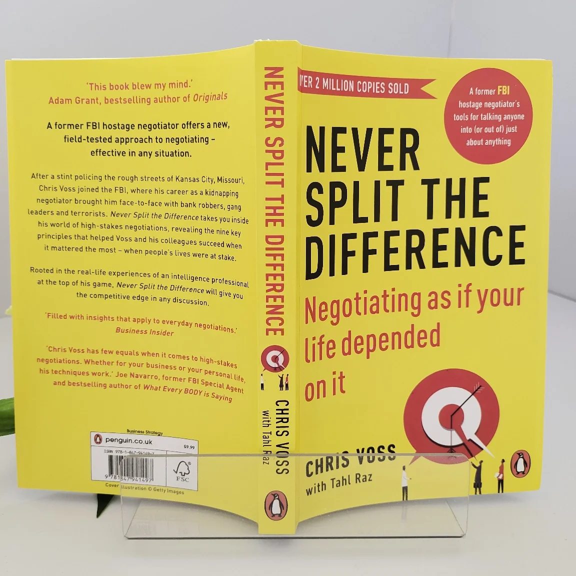 Chris Voss' 'Never Splitting Differences' - An Adult Negotiation and Emotional Intelligence Self Improvement Book in English