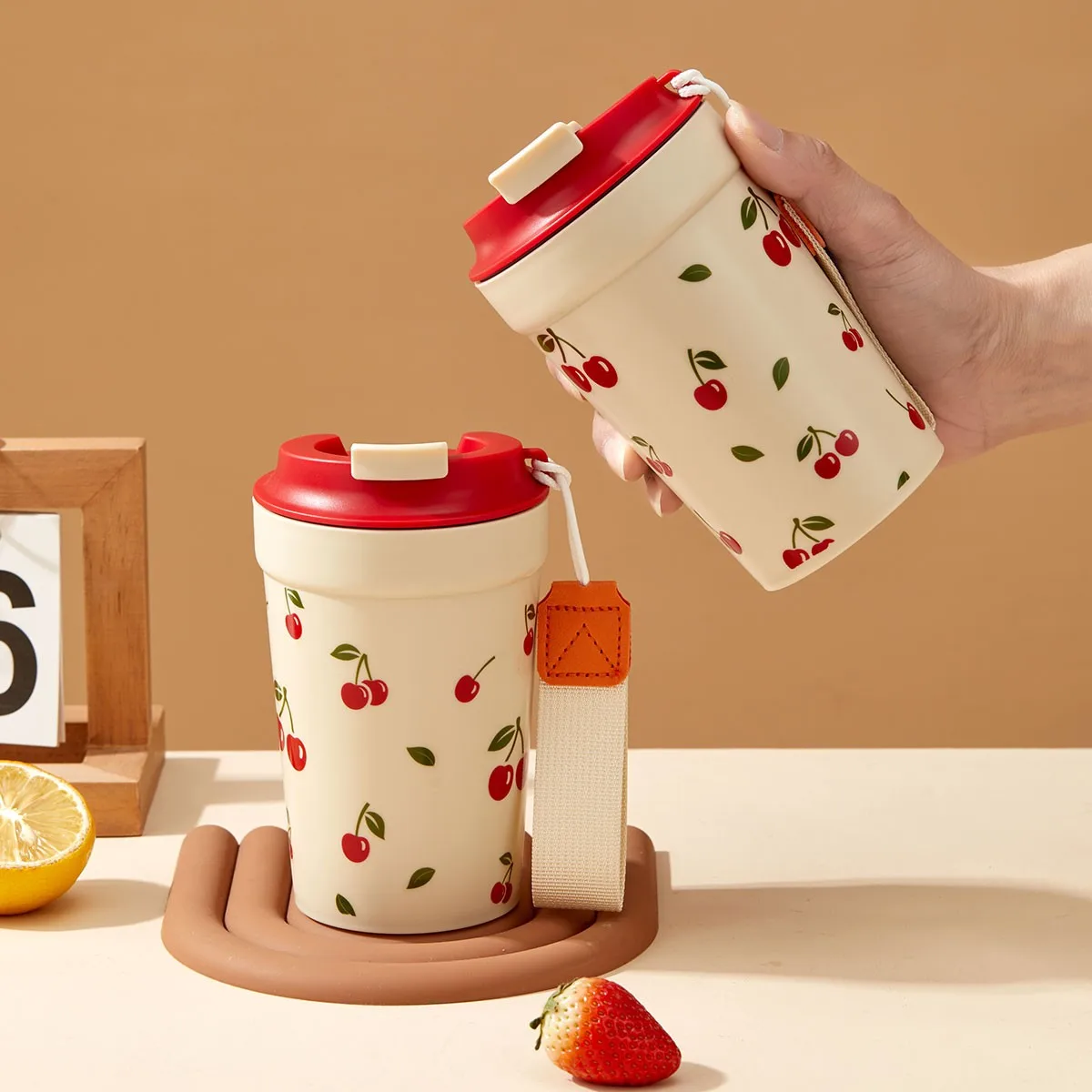 Cherry Pattern Tumbler Portable Plastic Water Cup With Rope Leak-proof Drinking Cup For Cold & Hot Water Reusable Coffee Mug