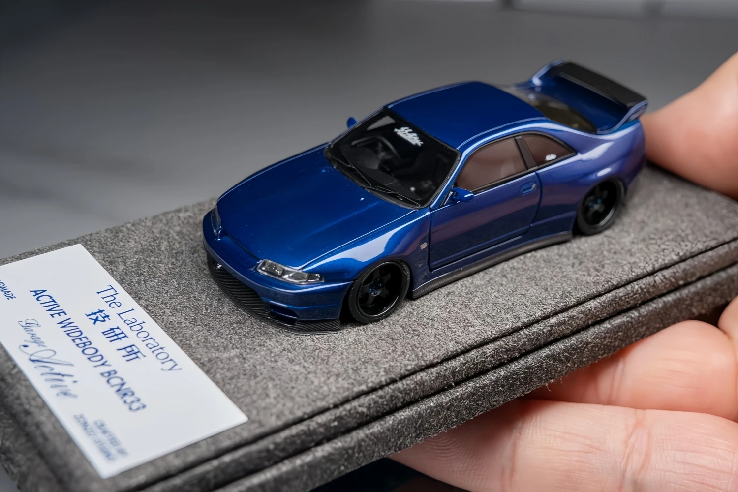 Stockes listos ZonzoStudio 1/64 R33 Bryanlivery Collection Regalo Escala Modelo Coche