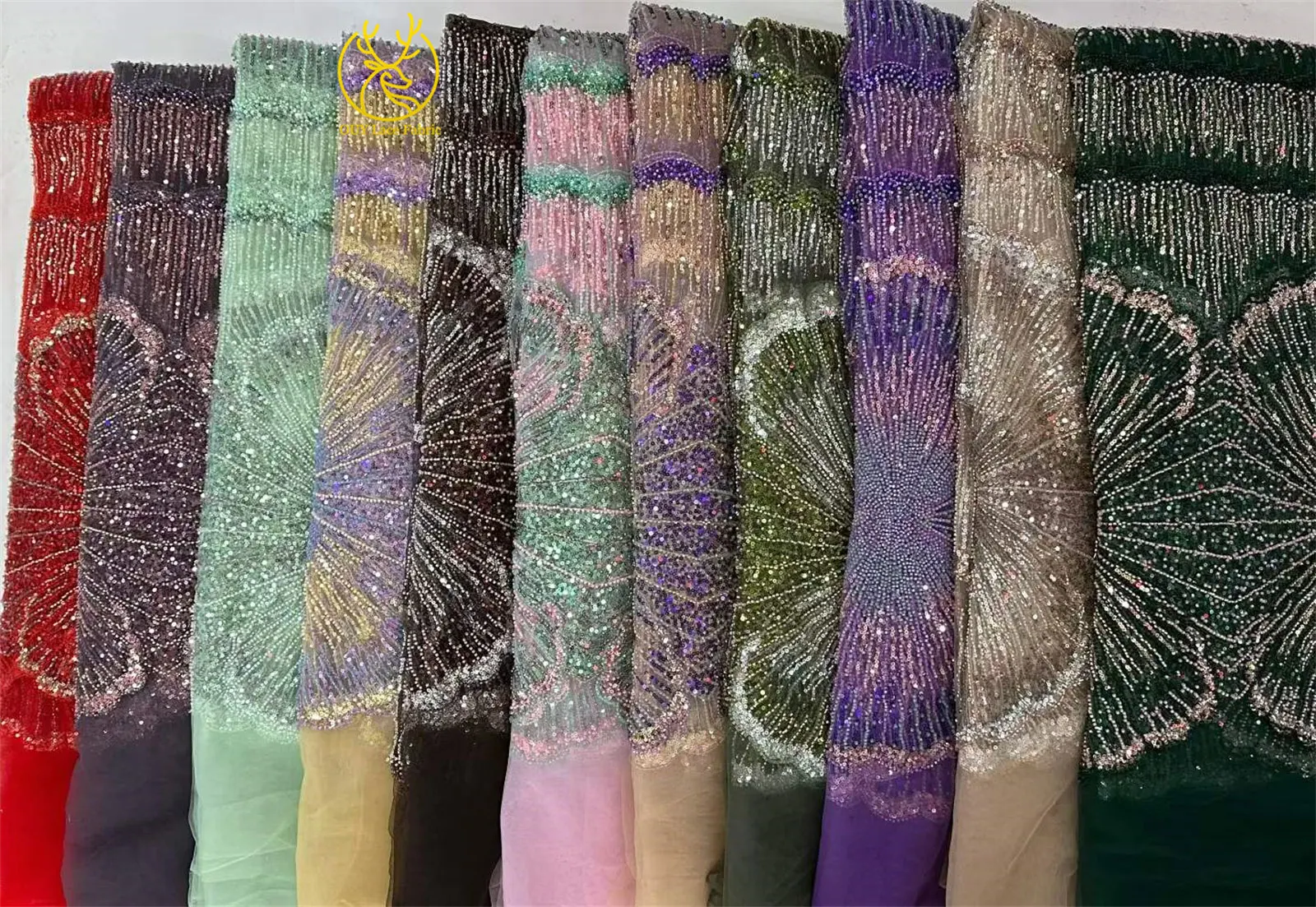 Luxuriöser Gold-Lila Afrikanischer Perlen-Pailletten-Spitzenstoff 5 Yards Exquisiter Französischer Nigerianischer Tüll-Spitzenstoff für Abendkleider und Hochzeitskleider – Detail 3