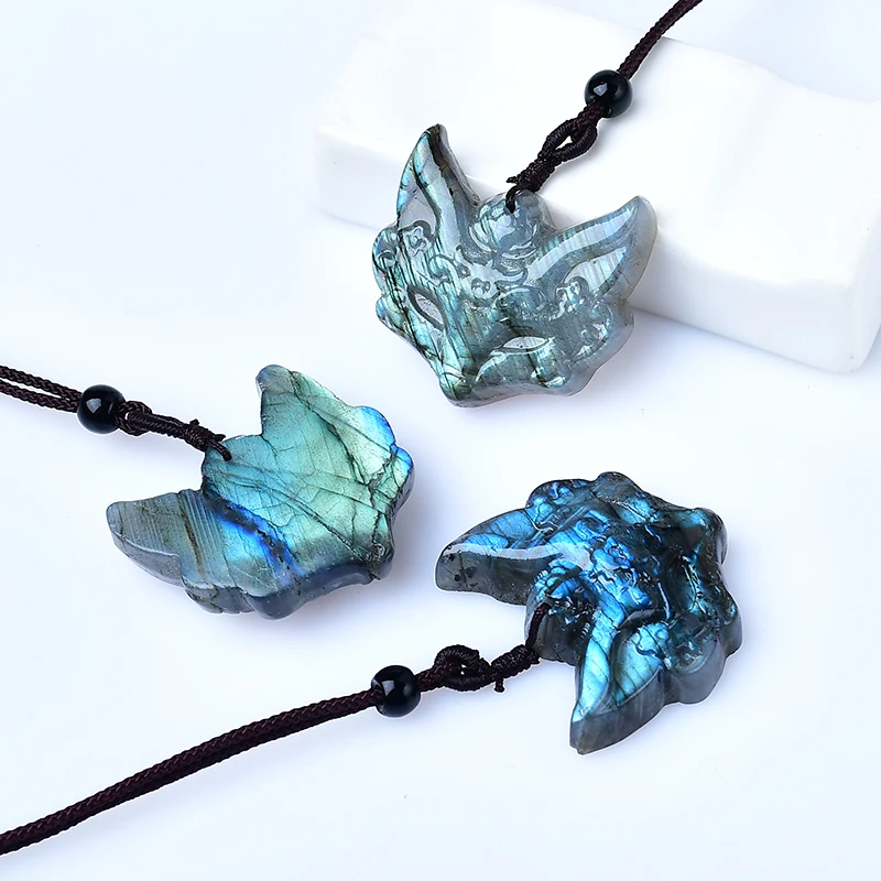 1pc Natural New nine-tailed fox Labradorite Samll Pendant Polished Random Rock Magic Ornament stone Adds charm Decor DIY Gift