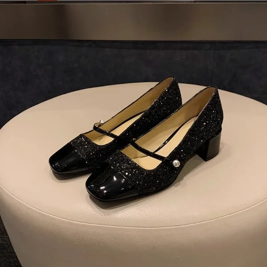 

Autumn New Sparkling Glitter Banquet Small Fragrant Style Square Head with Thick Heel Mary Jane Single Shoes Female