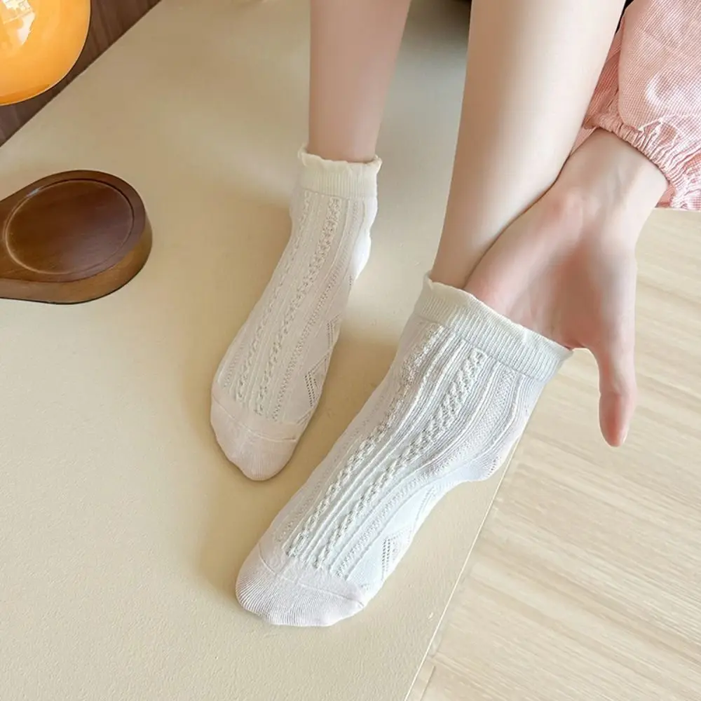 

5Pairs Soft Stripe Heart Short Socks Ruffle Ins Style Sweet Ankle Socks Breathable Female Hosiery Tube Socks Women Girl
