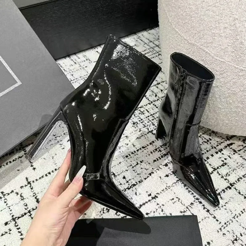

2025 Autumn and Winter New Pointy High Heel Boots Female Thick Heel Patent Leather Temperament Boots Fashion Sexy Short Boots
