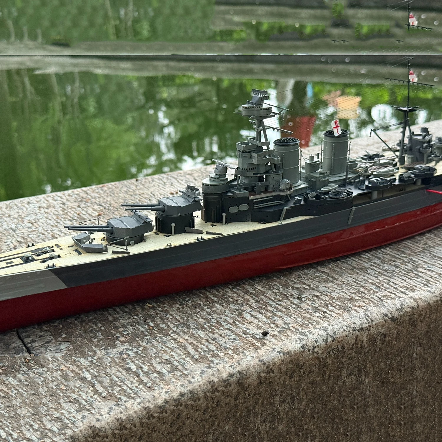 

1/350 RC Лодка 75 см Моделирование капота Battlecruiser Кораблики с дистанционным управлением 130 Двигатель Двухосевой привод RC Schiffe Модель RTR Корабль Игрушка
