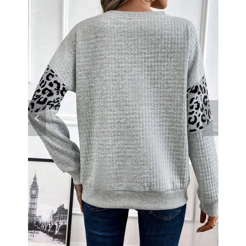 2023 Autumn Women\'s New Commuter Fashion Temperament Loose Casual Comfortable Versatile Long Sleeve Leopard Pattern Sweater