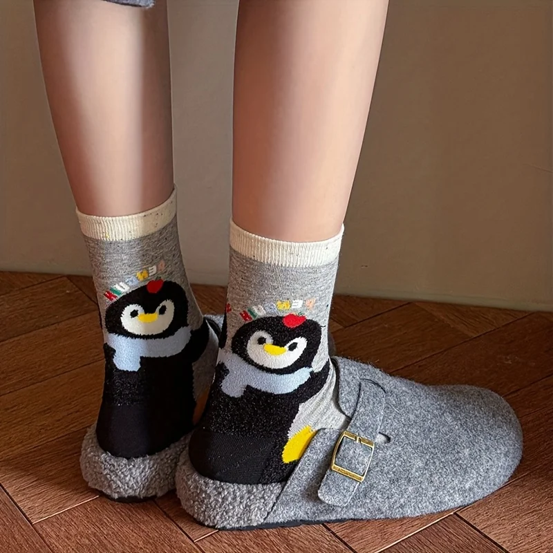 4 Paar vier Jahreszeiten Damen-Spitzengarn, japanisches süßes und niedliches Cartoon-Pinguin-Muster, vielseitige und bequeme lange Socken – Detail 4