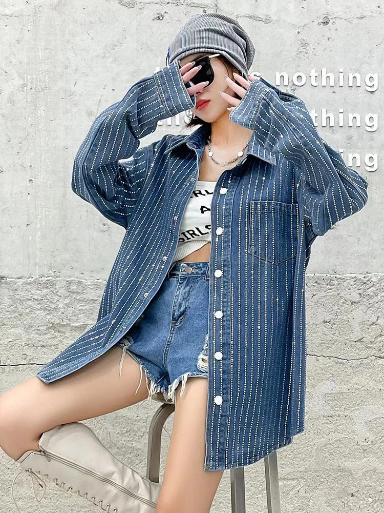 [EAM] Women Blue Denim Rhinestones Big Size Blouse New Lapel Long Sleeve Loose Fit Shirt Fashion Tide Spring Autumn 2024 1DF6775