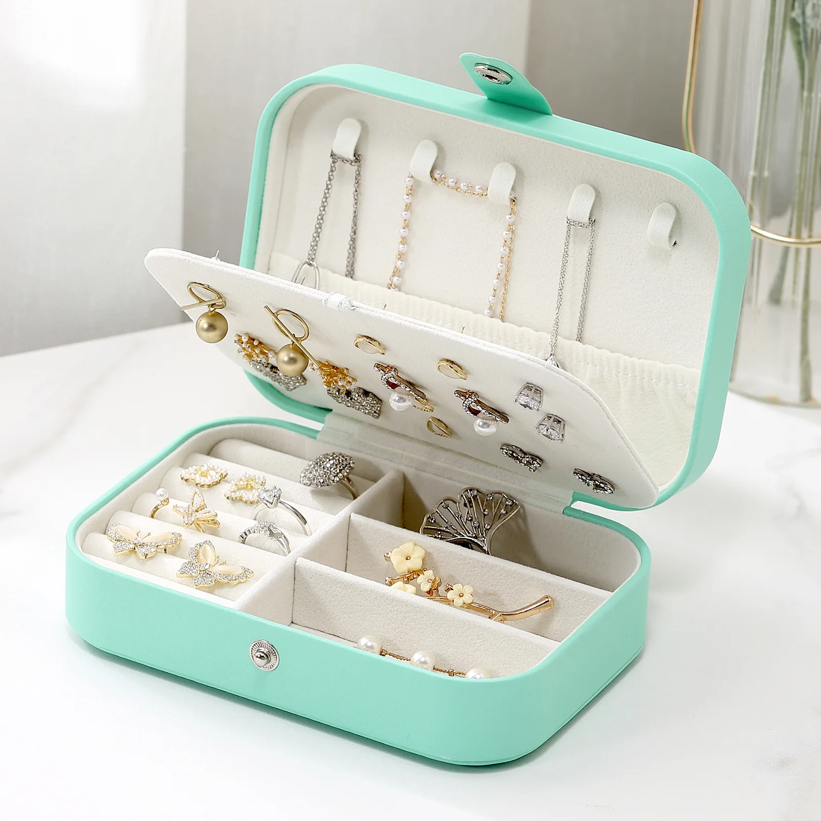 

2022 PU 6Colors Women Casket Jewelry Box Wholesale Creative Portable Travel Storage Box Earrings Ring Small Romantic