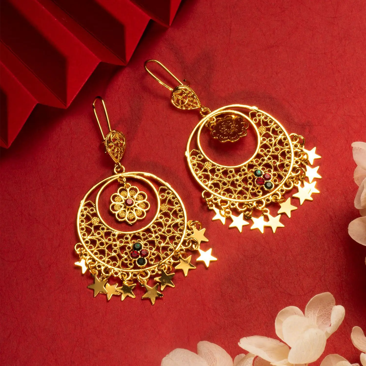 9999 gold Indian Nigerian bride earrings with Bohemian fringes. Ethnic minority long-style personalized earrings from Xinjiang.