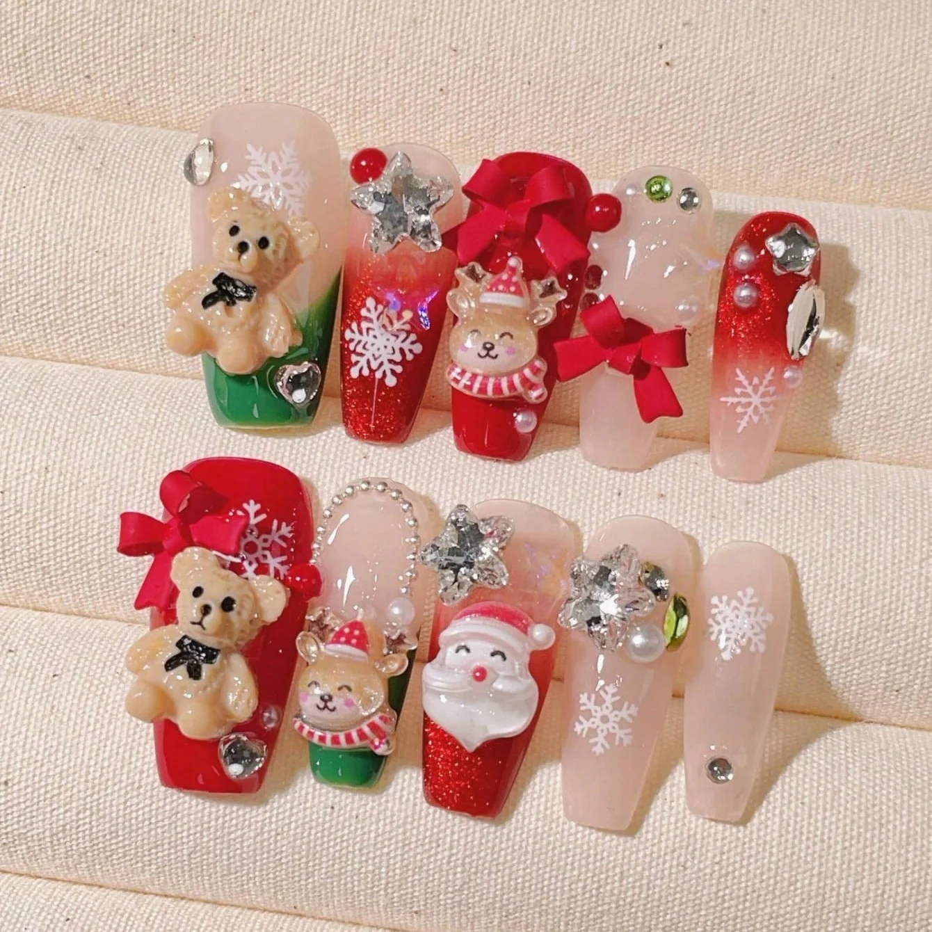 Nail art fait à la main en forme de cercueil, beaux faux ongles, nail art flocon de neige avec nœud rouge de noël, adapté aux femmes à utiliser 10 pièces