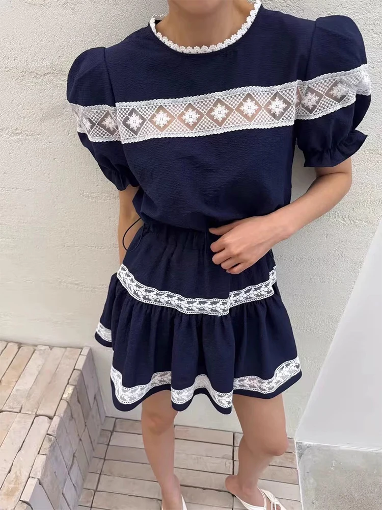 طقم قميص بأكمام فقاعية من الدانتيل بتصميم ريترو وتنورة عالية الخصر، موضة نسائية صيفية جديدة، تنورة نصف طول بتصميم نحيف