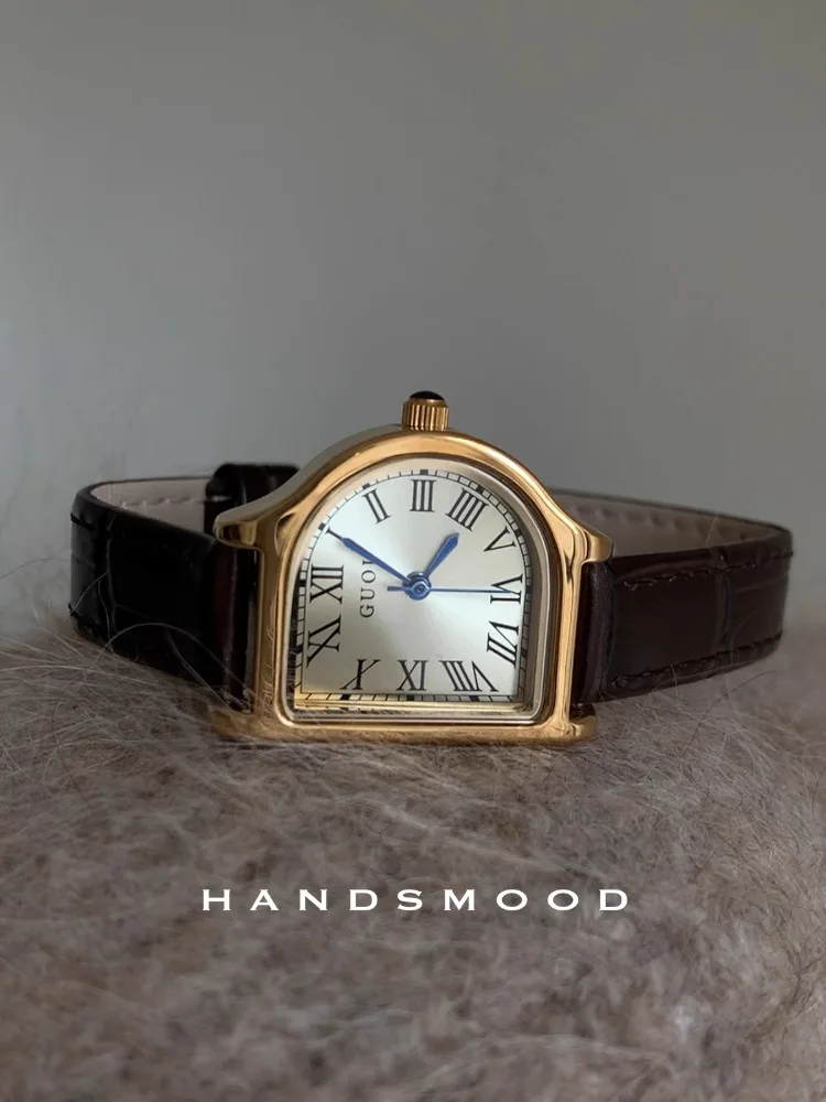 

Women Quartz Watch Unique Design Reloj Vintage Black Brown Leather Strap Clock Ladies Simple Fashion Orologio Girls Wristwatch