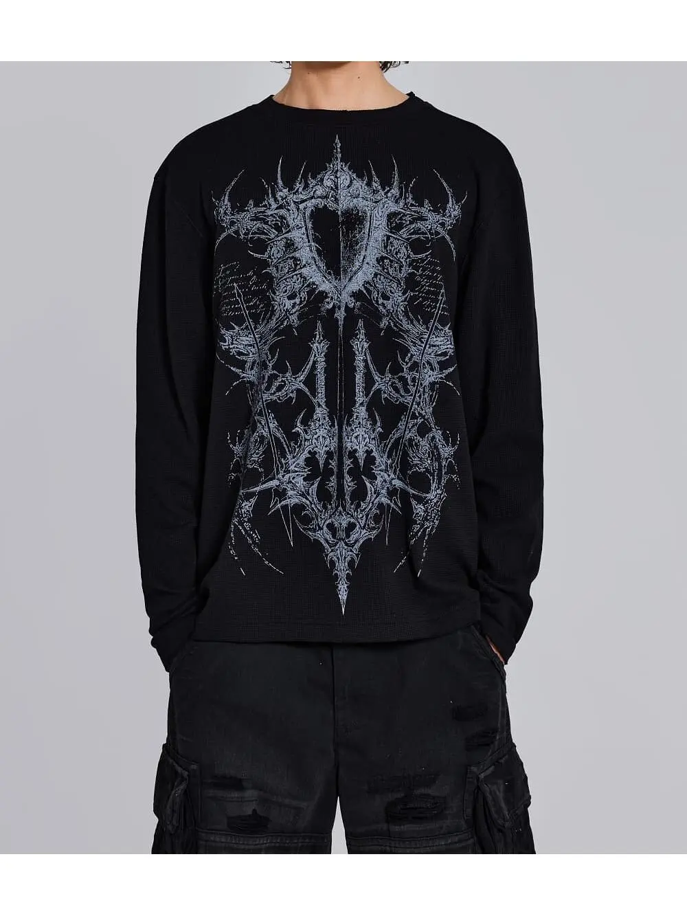 New Autumn Retro Dark Punk Thorn Shield Long Sword Print Waffle Fabric Long Sleeved Top Hip-Hop Street Trend Niche Unisex INS