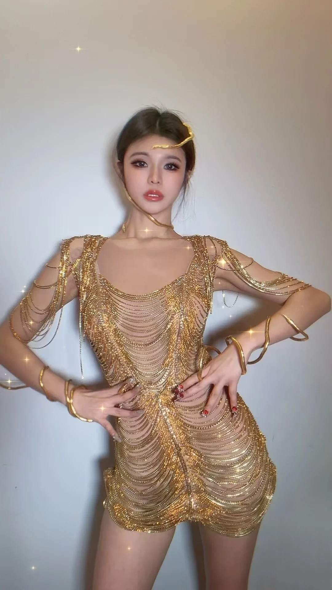 Vestido de noche dorado de lujo para mujer, minivestido para espectáculo de eventos, fiesta de celebración de cumpleaños, sesión de fotos, Jinsheng