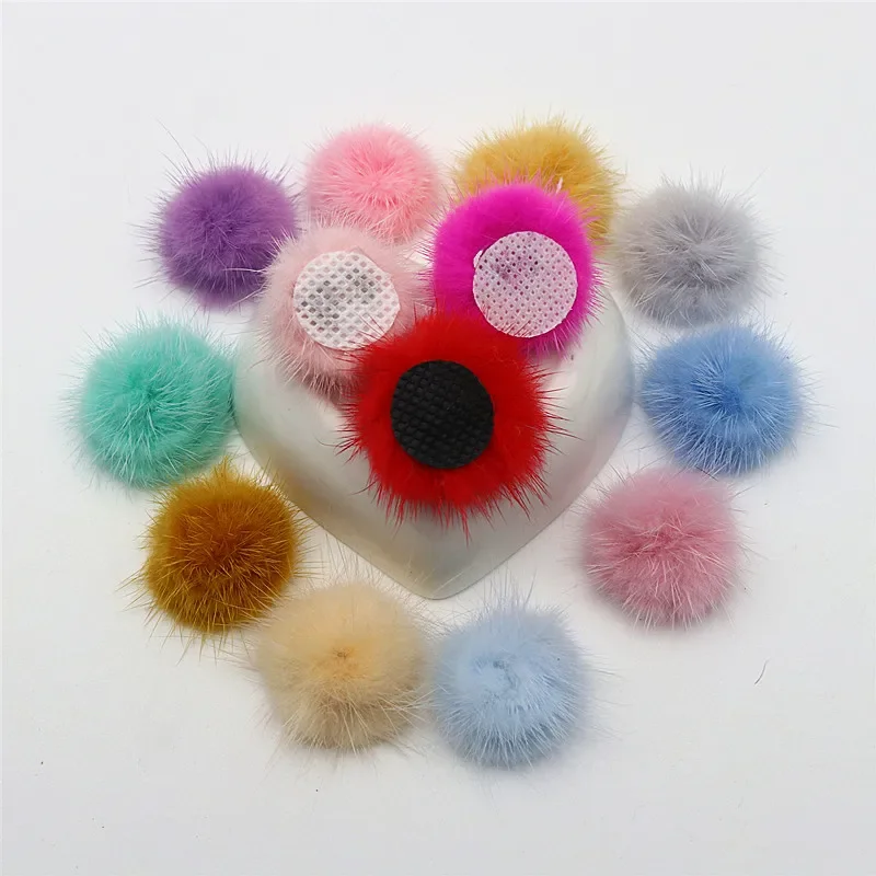 2.5-3 Cm soffice e morbido tinta unita Pom-poms fibbia Pom-poms accessori per abbigliamento fai da te fatti a mano accessori per ciondoli