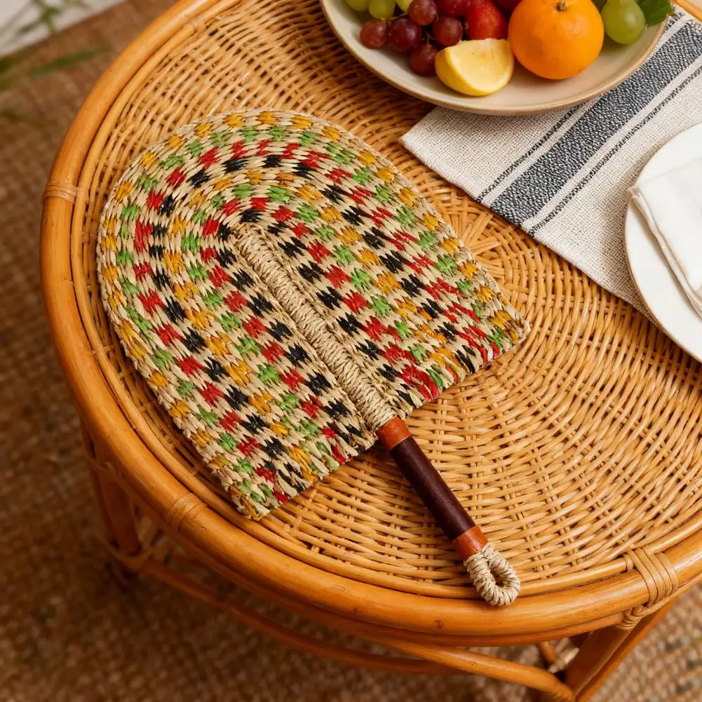 Handmade Straw Fan Handmade Straw Weaving Fan with Long Handle Natural Sea Grass Raffia Summer Fan Semiellipse Woven Wall