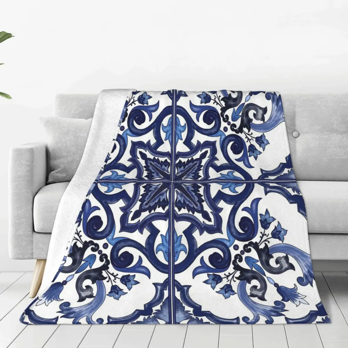 Blue Ornate Floral Mediterranean Sicilian Tile Blanket Soft Warm Flannel Throw Blanket Cover for Bed Picnic Travel Home Sofa