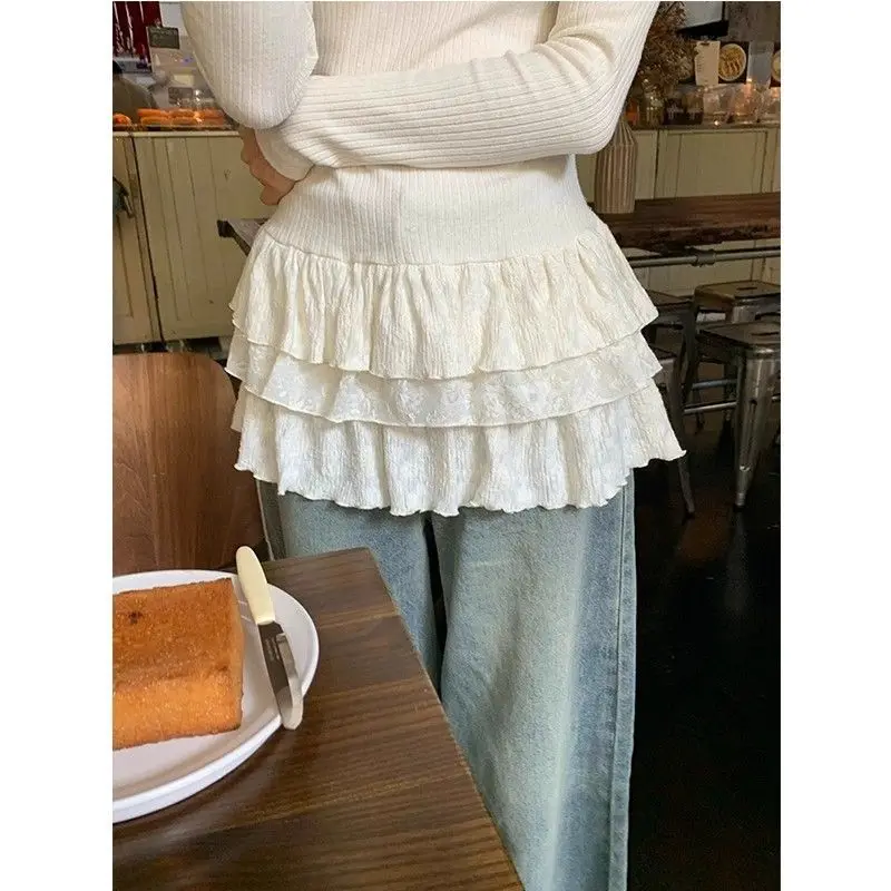 Warm Half High Neck Long Sleeved T-shirt for Women in Winter, Slim Fit with Lace and Lace Inside, As A Base Layer, Top