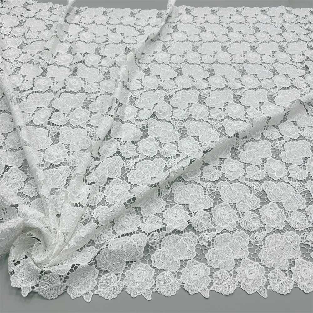 Nigerianische Luxus-Spitzenstoffe 2026 Hochwertige Wasserlösliche Bestickte Modische Weiche Weiße Spitze 5 Yards – Detail 8