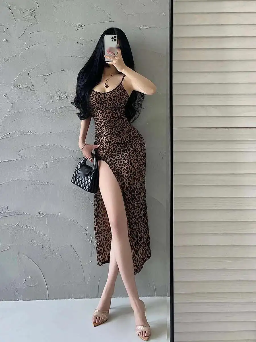 섹시한 레오파드 프린트 슬림 롱 드레스 여성 민소매 랩 힙 하이 슬릿 스트랩 여름 비치 드레스 우아한 U7KB