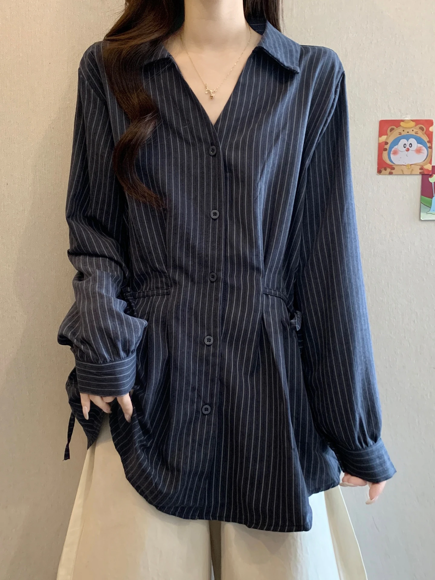 

Slimming Effect V-Ne Blue Striped irt Women's plus Size Long Sve Casual Sle Loose Fit Button-Up Top for Spring Autumn