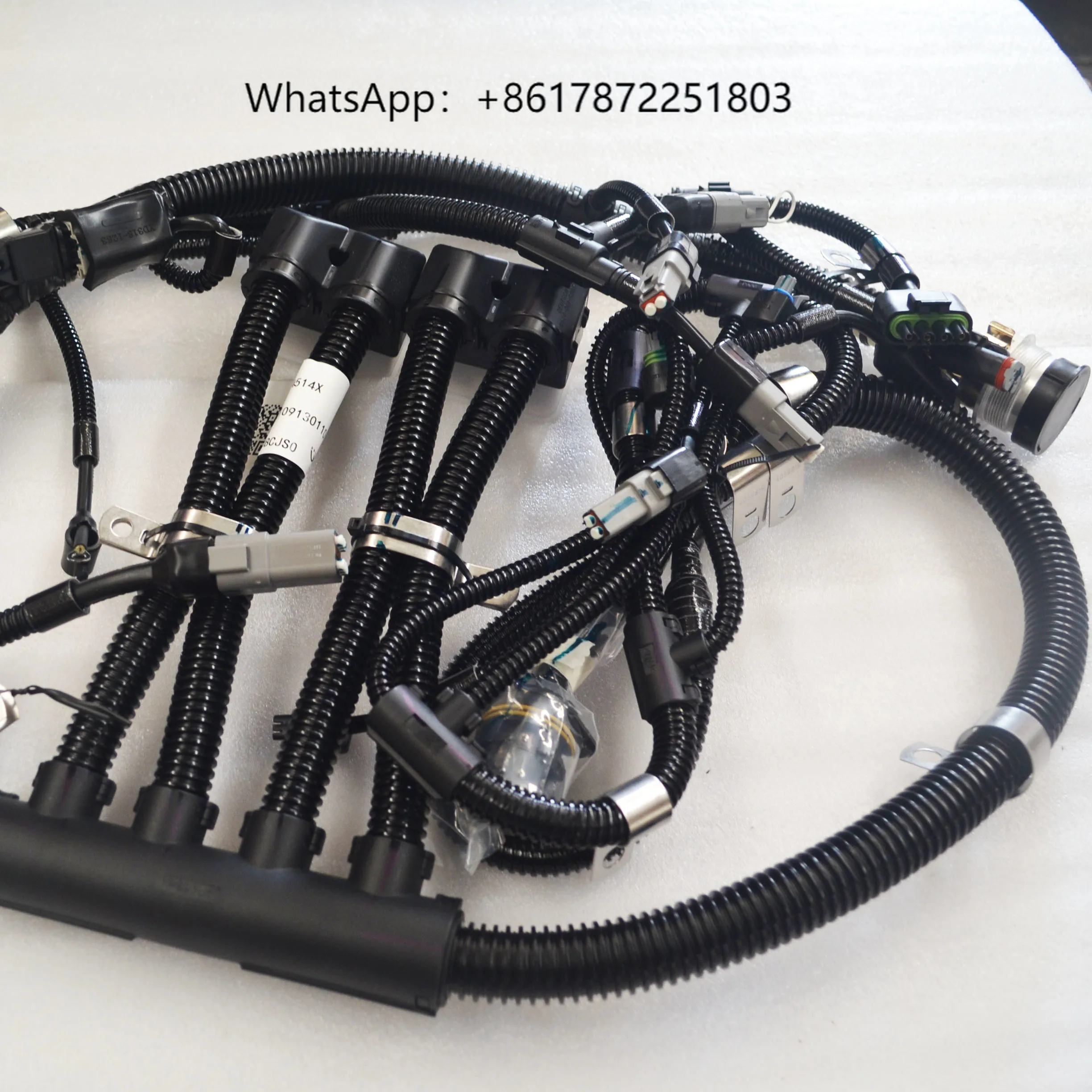 

OEM Automotive Wiring Harness for Trucks - Custom Fit2830844 2862710 2863376 2864472 2864482 2864492 2864496 2865162 2866802