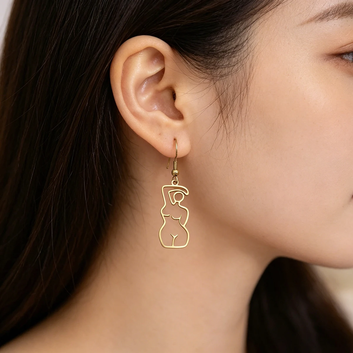 Stainless Steel Abstract Female Body Dangle Earrings Women Minimalist Art Woman Figure Hook Drop Aesthetic Fashion Jewelry