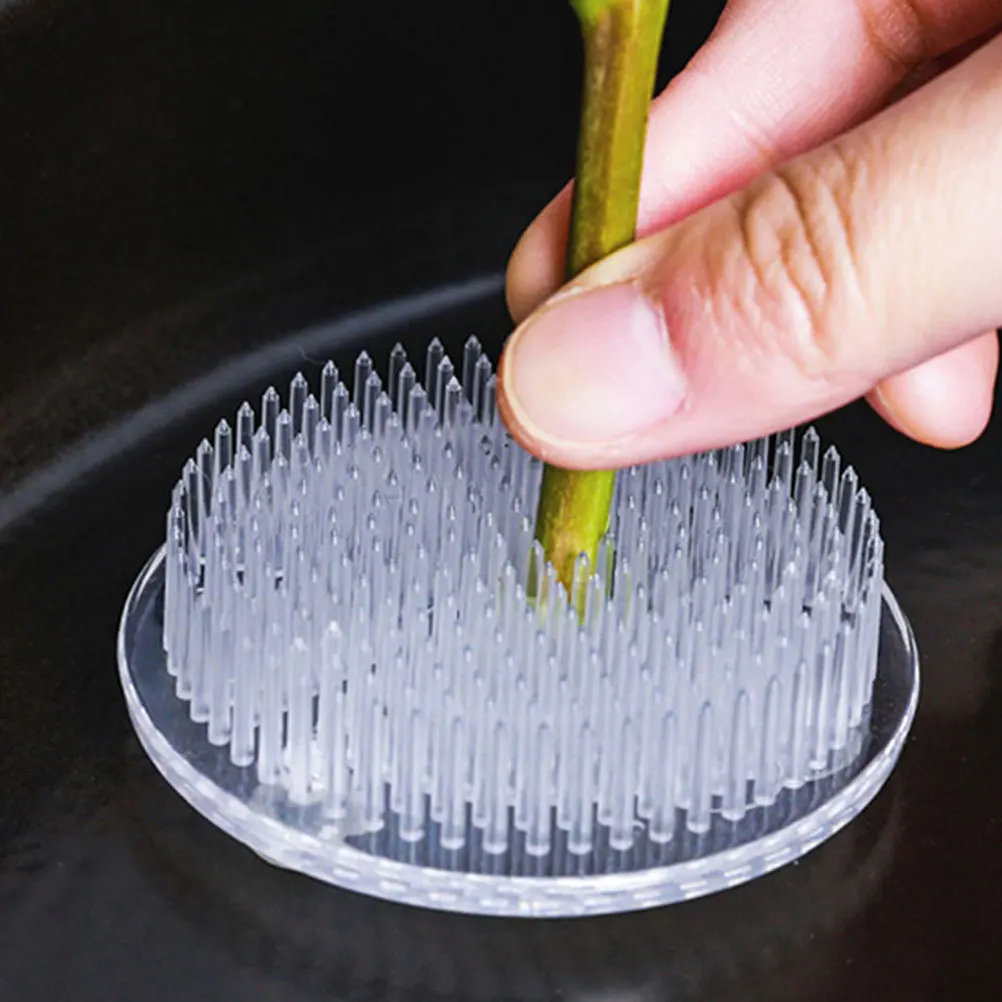 2Pcs Clear Plastic Floral Arrangement Pin Holder Easy to Use for Flower Lovers Gift Plastic Flower Frogs Floral Fixation Base