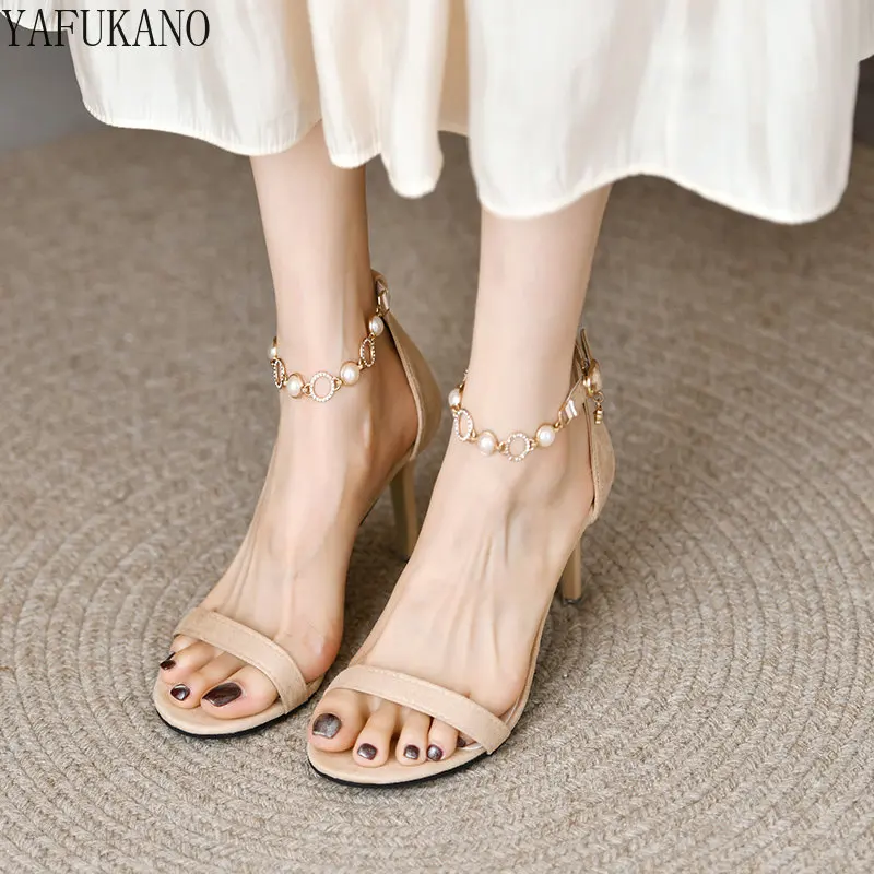 French A Word with Sandals Female Summer Fashion Metal Rhinestone Chain Decor Ankle Strap Stiletto Pumps Retro High Heels Female