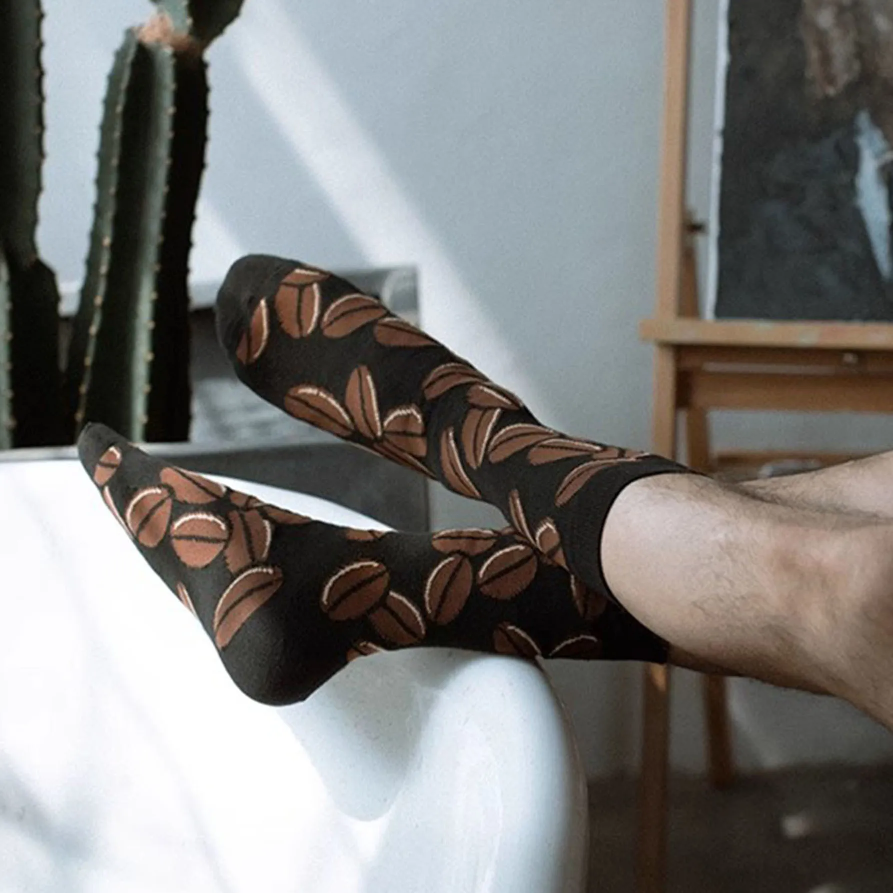 

CHAOZHU Men's Socks 1 Pair Black Coffee Bean European Fashion Casual Fancies Jacquard