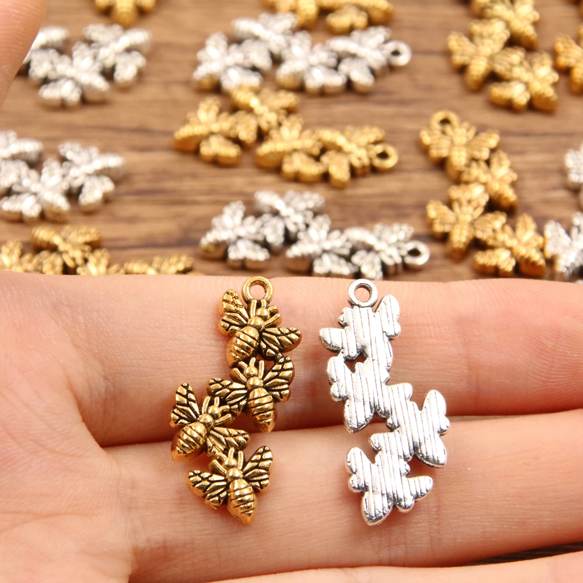 10PCS 12X27mm Metal Alloy Two Color 4 Little Bees Charms Animal Pendants For Jewelry Making DIY Handmade Craft