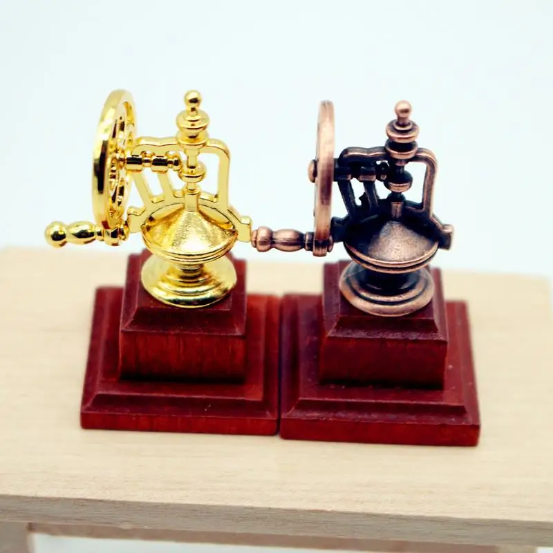 1Pc Dollhouse Miniature Classic Manual Vintage Coffee Maker With Rotatable Handle Emulates Life Decor Mini Simulation Accessory