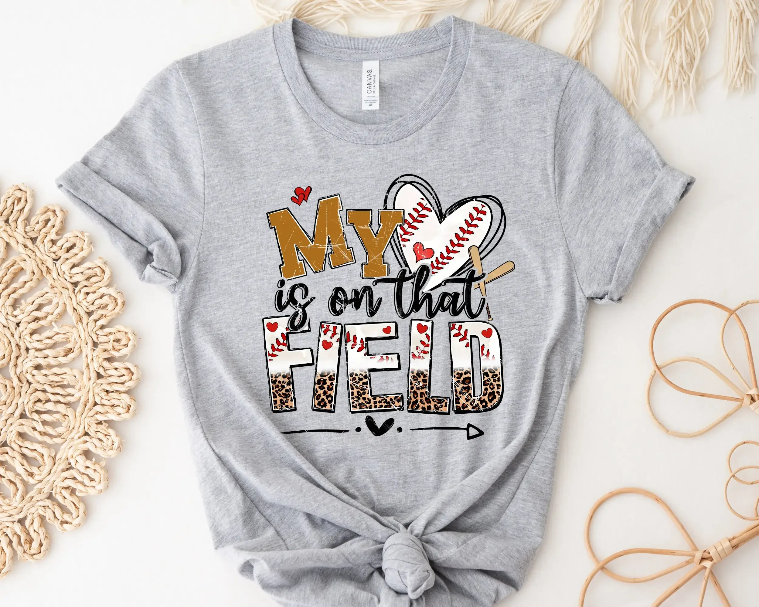 Baseball-T-Shirt für Spieler, lustige Mama, Sport, Mama, mein Herz ist auf diesem Feld