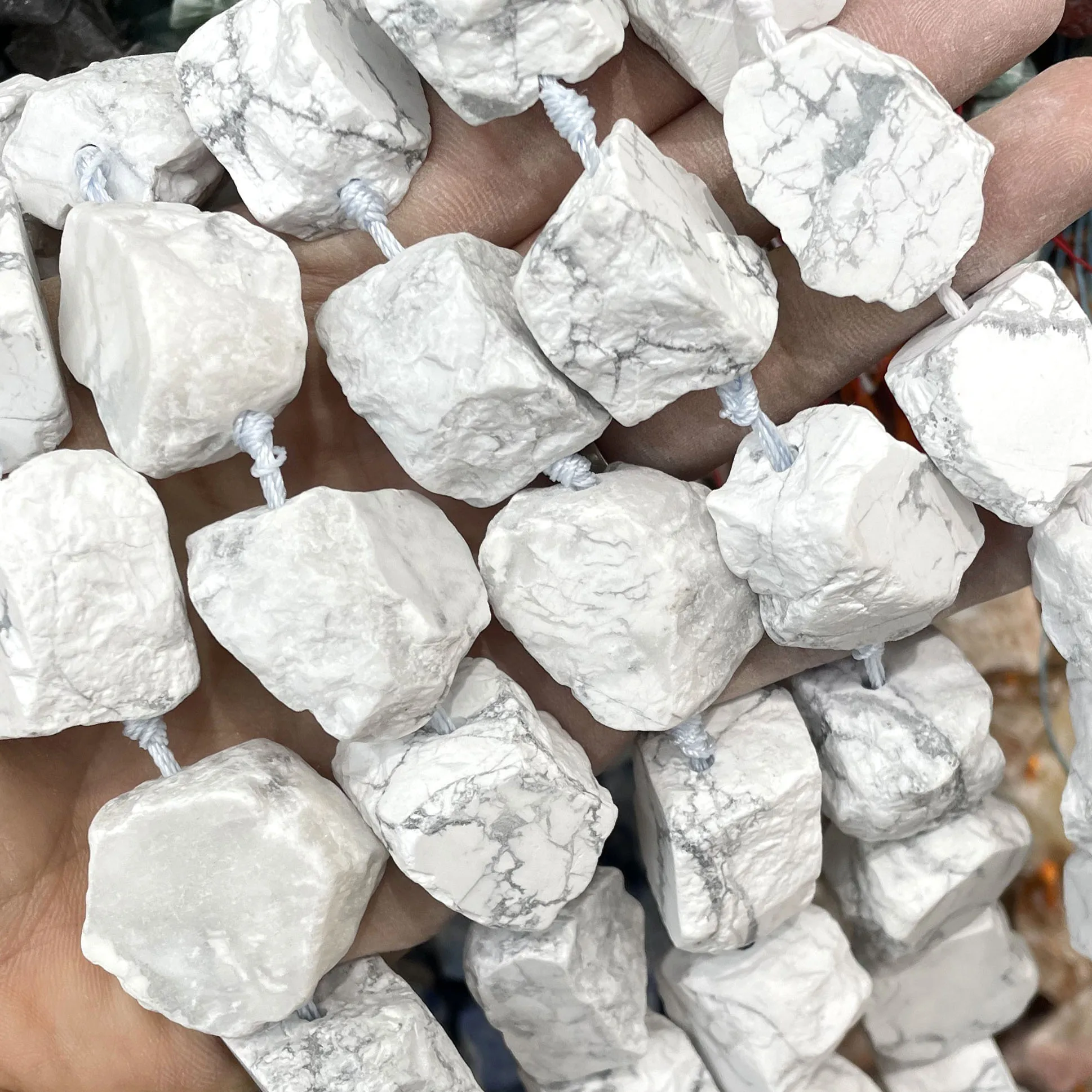 Natürliche Unregelmäßige Freiform-Rohsteine, Raue Fluorit-Mineralnuggets, Lose Abstandsperlen, DIY-Zubehör für Schmuckherstellung – Detail 17