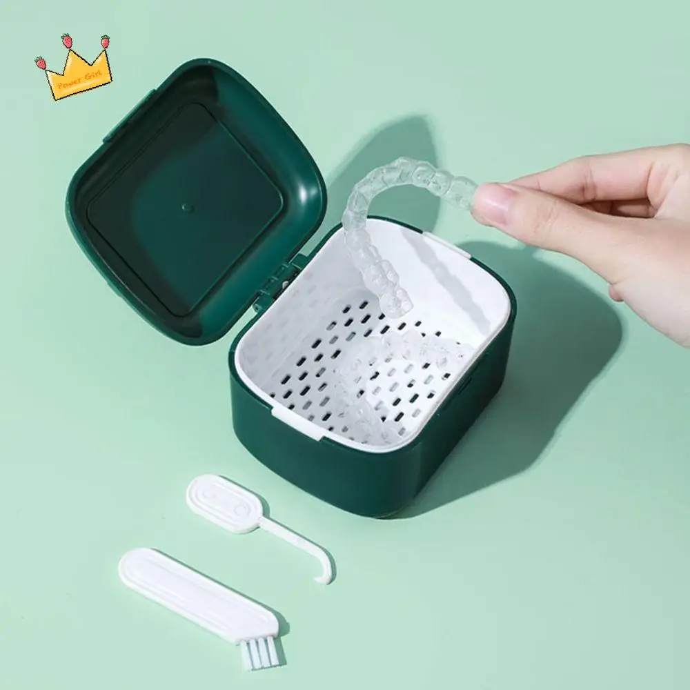 

Nordic Style Denture Bath Box Soaking Simple Orthodontic Retainer Case Mouthguard Container with Strainer