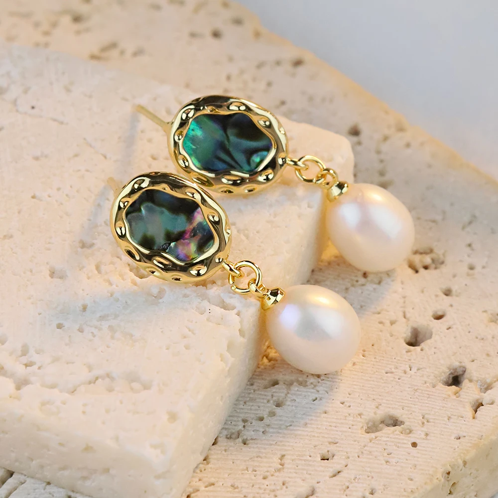 2025 Trendy Bohemian Green Earrings, 18K Gold Plated Copper Pearl Jewelry, Elegant Emerald Accent Studs for Women Daily