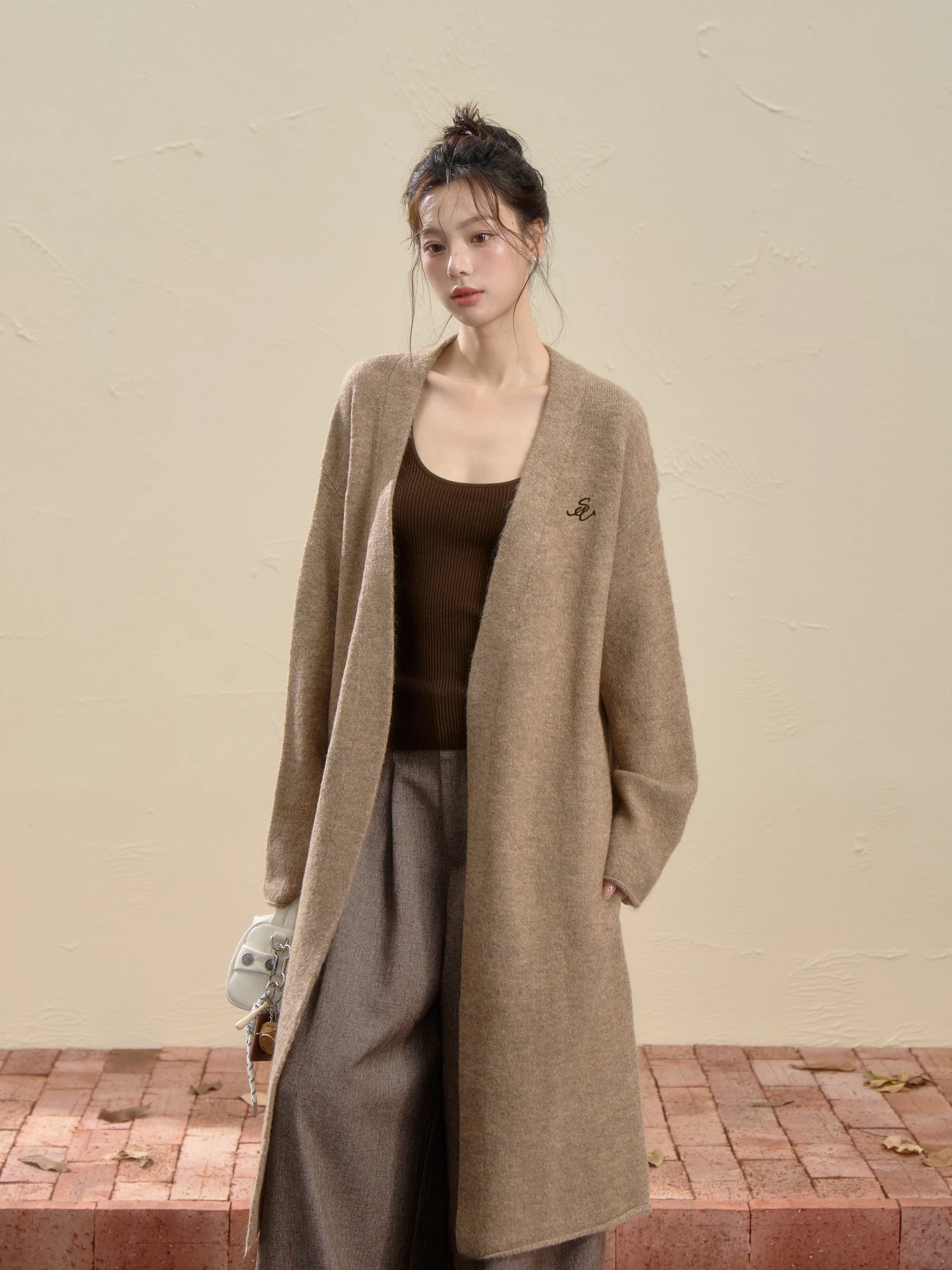 

INSLiiSA длинное вязаное тонкое пальто женское корейское свободное осеннее новое пальто верблюжьего цвета повседневная свободная посадка