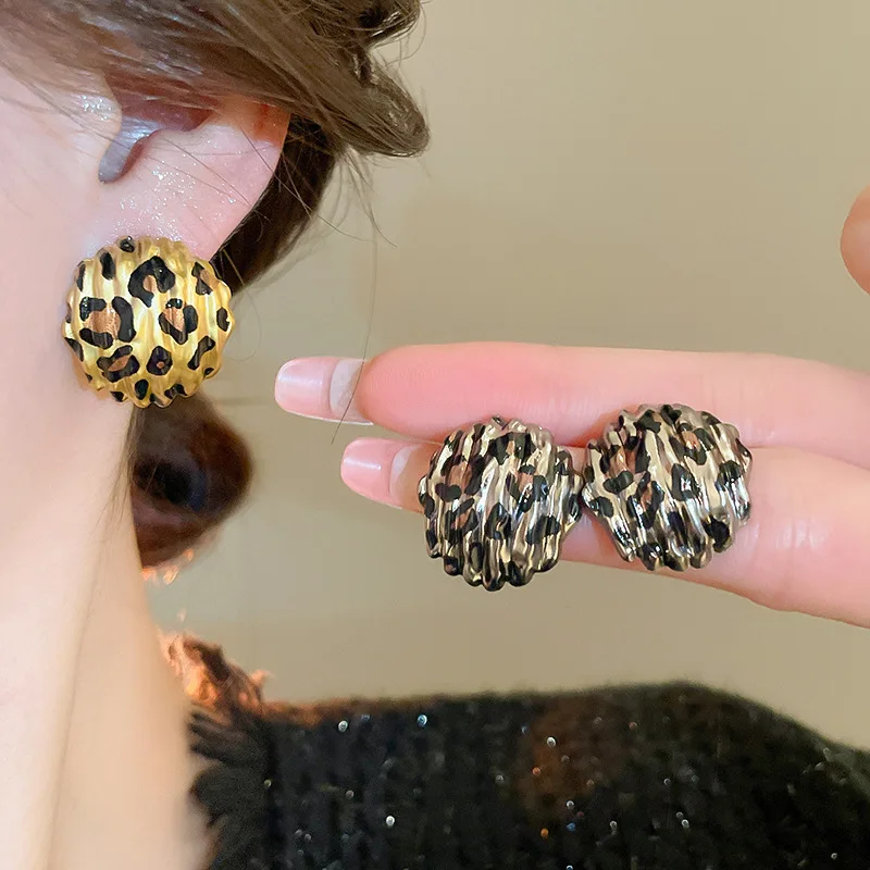 Circular Retro Earrings Women Stripes Leopard Print Simple Design Personalized Temperament Niche Trend Fashionable Versatile