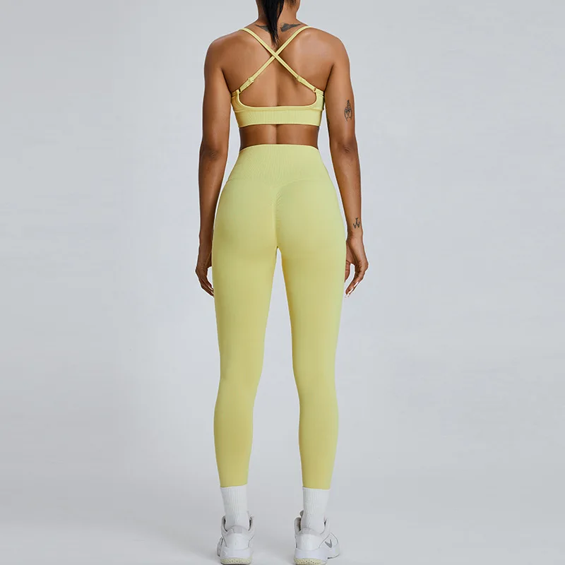 Women's Tracksuit Seamless Fitness Suit 2PCS Yoga Set Sportswear Workout Sports Bra High Waist Leggings Gym Clothing Sports Suit