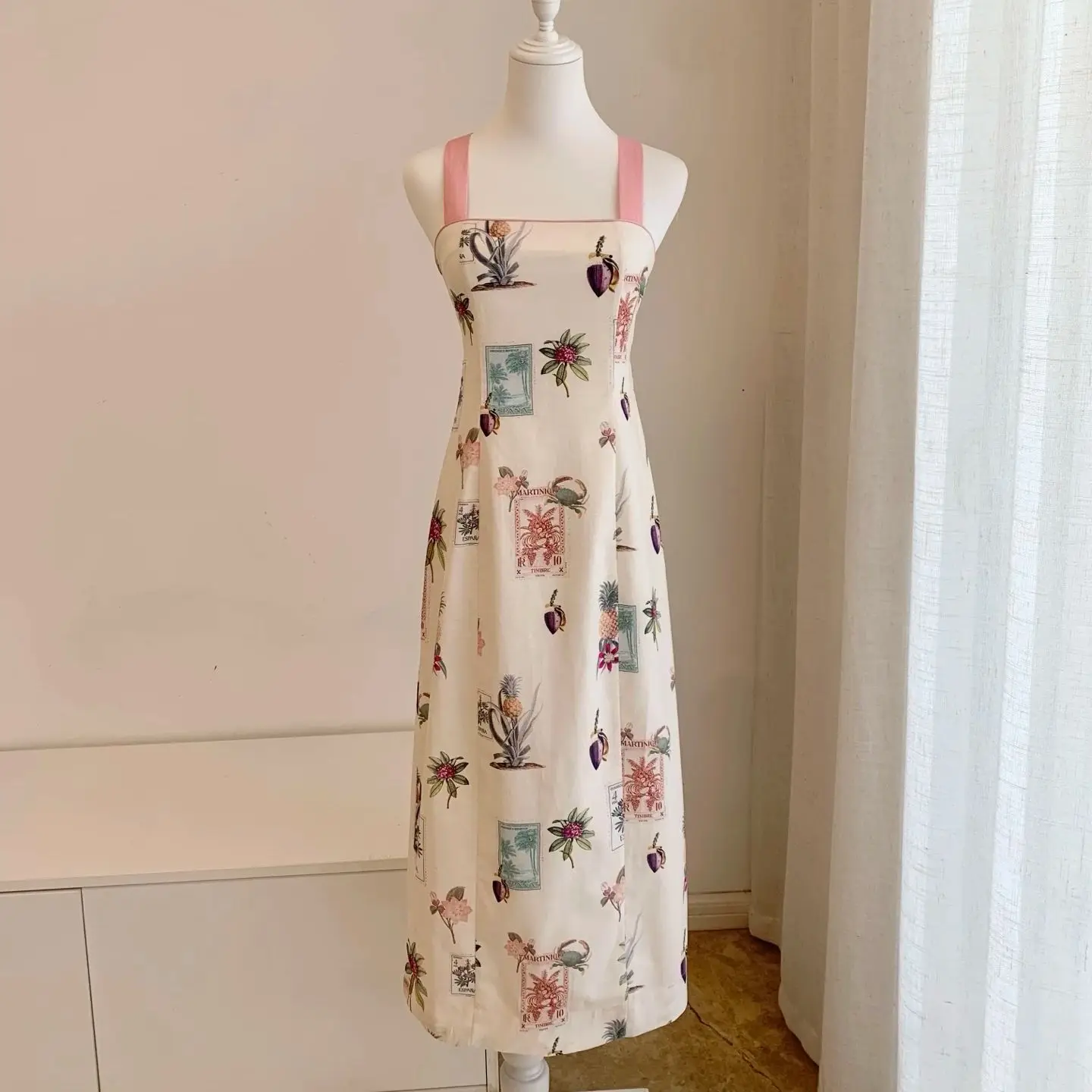 

Women Lace-up Backless Flower Print Dress Square Collar Sleeveless High Waist Elegant fashion dress