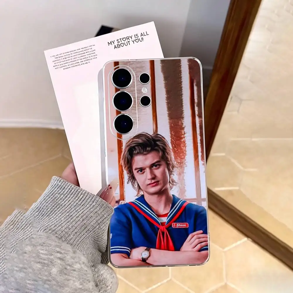 Actor Joe cool Keery   Phone Case For Samsung S25,S24,S21,S22,S23,S30,Ultra,S20,Plus,Fe,Note,10,9,5G Transparent Cover