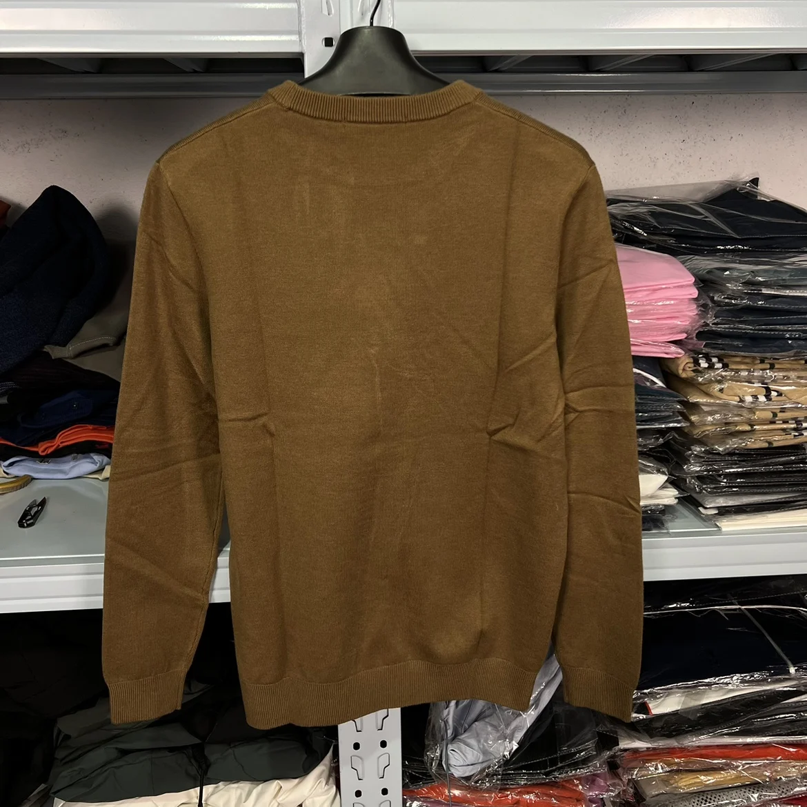 

H Brand Knitted Sweater round Ne Long Sve Faion Urban Sle 2024 Autumn Collection Tagl Men's Crew Ne Knitwear