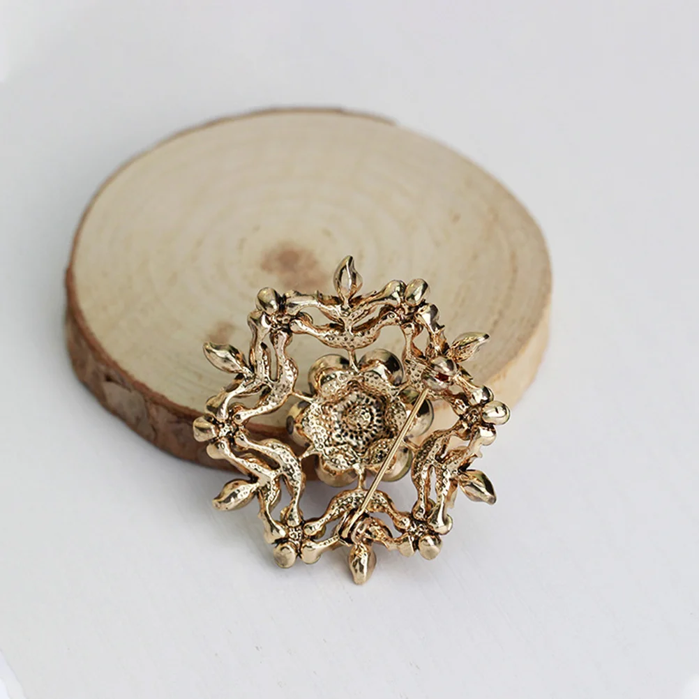 

1pc Vintage Brooch Alloy Snow Pattern Badge For Clothes Bags Caps Decoration Fashion Brooch Gift Kids Adults