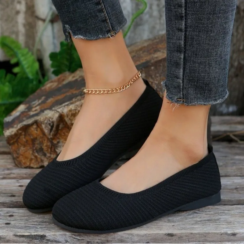 Mocassins de malha respirável para mulheres, sapatos lisos, sapatos Lolita, cor sólida, tênis slip-on, conforto raso, novo, 2024