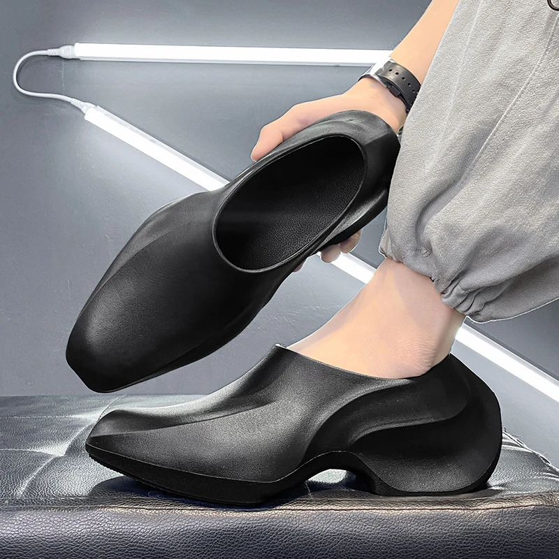 Zwarte Platform Schoenen Voor Heren Sneakers 2024 Zomer Puntige Neus Zachte Zool Heren Werkschoenen Mode Waterdichte Anti-Slip Regenschoenen