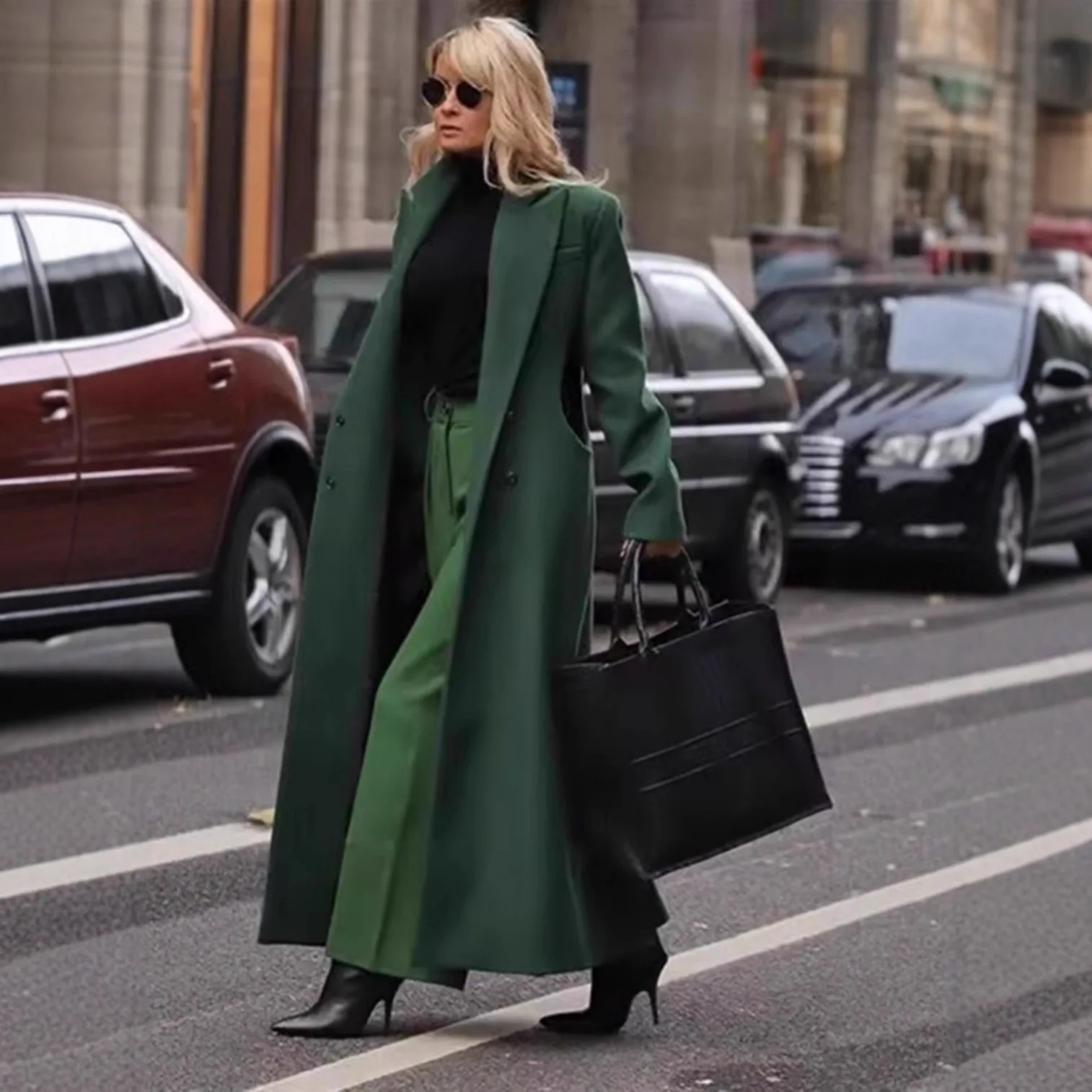 

2025 Autumn and Winter Women's Leisure Long Pure Color Warm Wool Coat