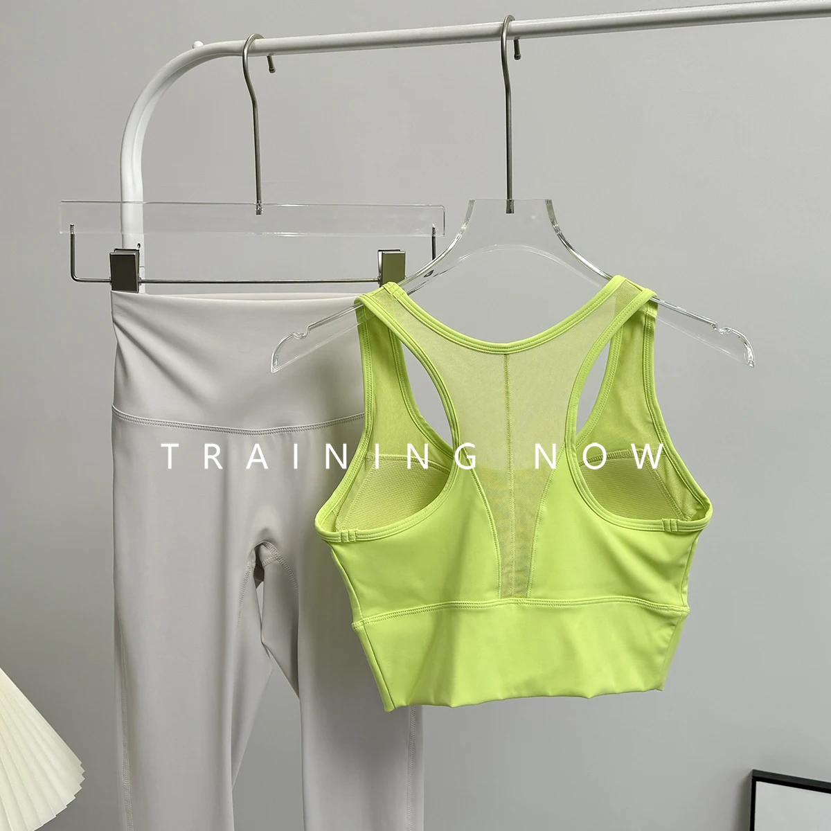 

Sports suit for women fashionable and beautiful running beautiful back breathable yoga bra beautiful back summer new